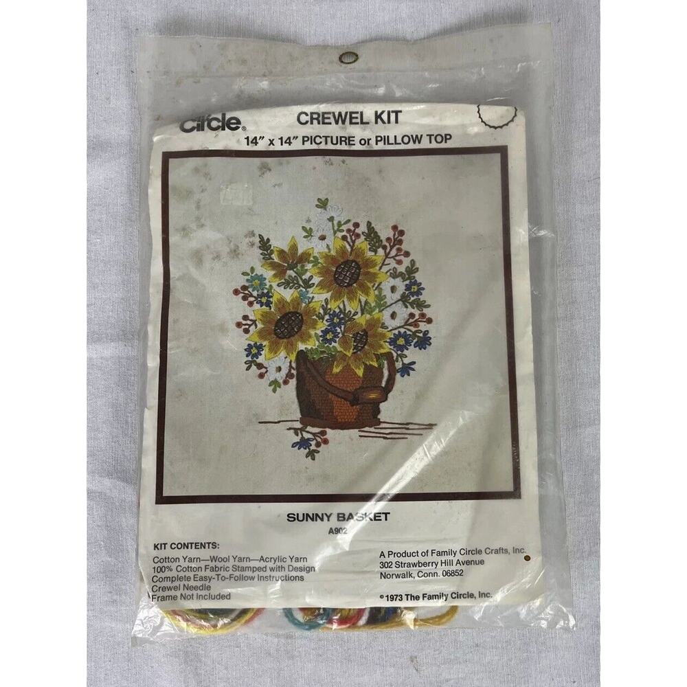 NEW SUNNY BASKET Crewel Kit 14”x14” The Family Circle Picture Or Pillow Top
